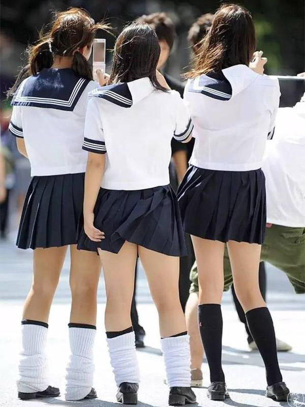 日本女学生面对AI取代而感到忧虑:担心就业前景